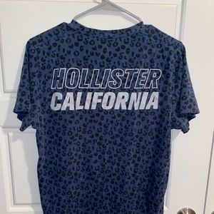 Hollister tee